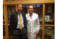 Reunión con el Dr. Terry Mamounas, Director del Programa de Cáncer de Mama del Instituto Oncológico de la Universidad de Florida en Orlando.